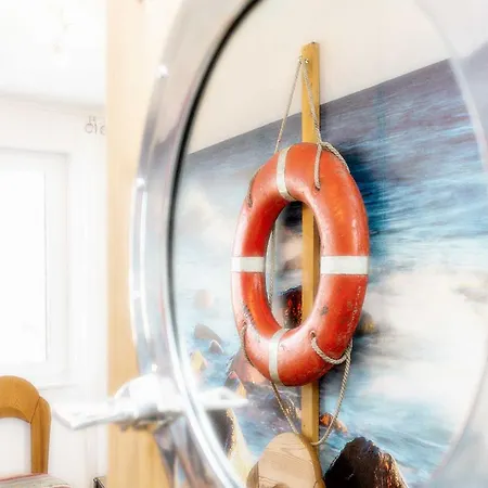 Traumfaengerloge -hafenresidenz * Waren (Mueritz)